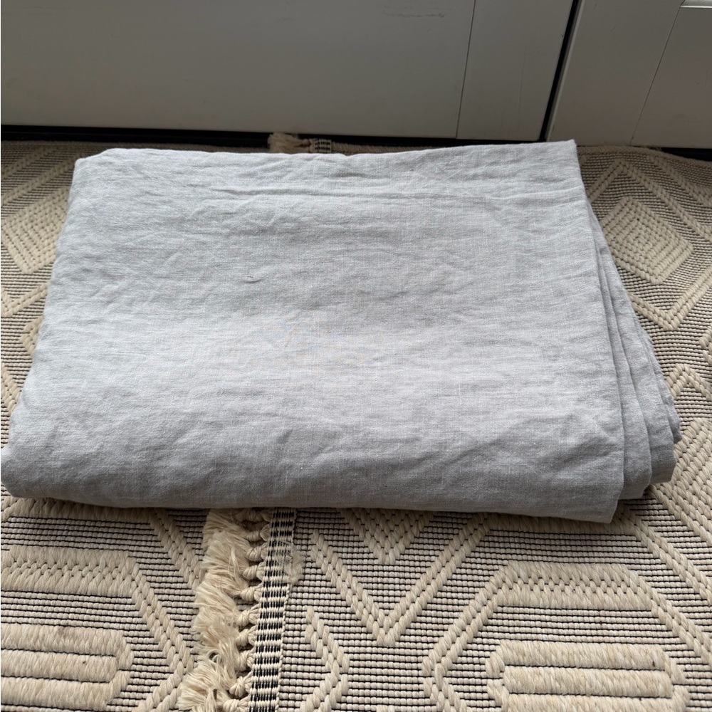 Restoration Hardware WASHED 100% LINEN TWIN DUVET COVER light gray 68″ × 86″ - Picture 9 of 12